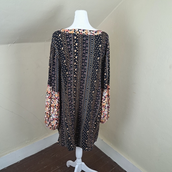 Anthropologie Maaji Black Bagh Ellie Tunic Kafran Beach Size Large - Picture 4 of 12